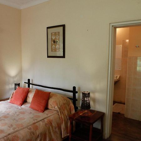 Down Gran'S Self-Catering Cottage Lobamba Exterior photo